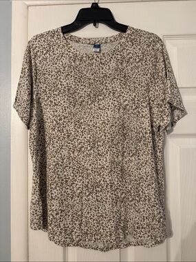 Women's Luxe Leopard Print Tee - Cream & Brown